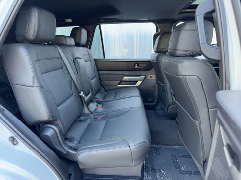 Used 2025 Toyota Sequoia SR5 image 41