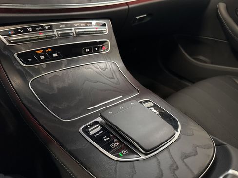 Used 2022 Mercedes-Benz E 350 Sedan image 37