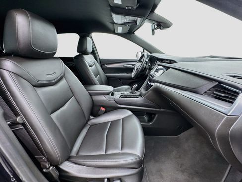 Used 2021 Cadillac XT5 Luxury FWD image 19