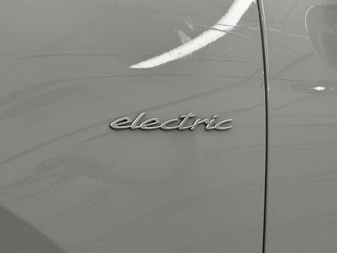 New 2026 Porsche Macan 4 Electric image 62