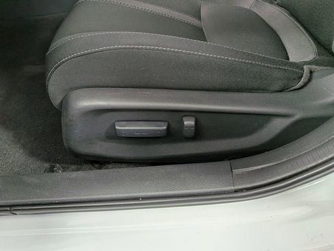 Used 2019 Honda Civic EX image 15