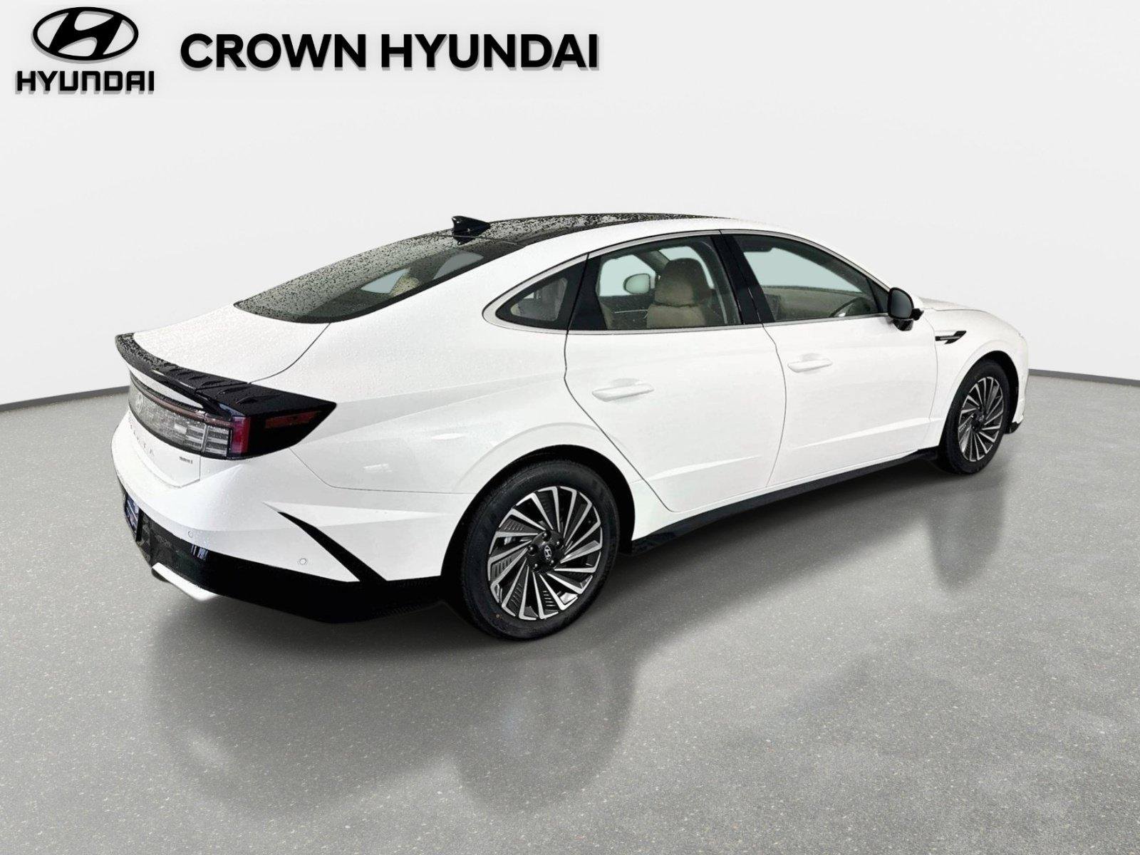 New 2026 Hyundai Sonata Limited FWD image 5