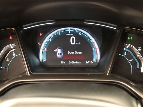 Used 2020 Honda Civic EX image 16