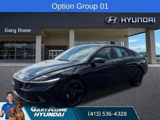 Used 2026 Hyundai Elantra Sport FWD image 4