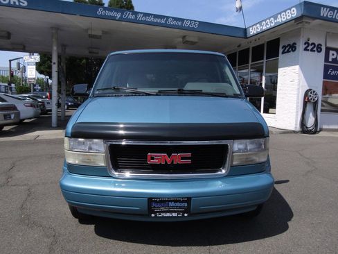 Used 1995 GMC Safari Passenger image 23