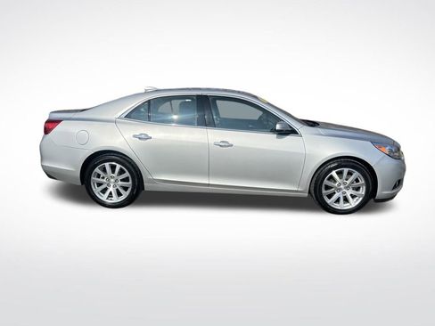 Used 2015 Chevrolet Malibu LTZ image 6