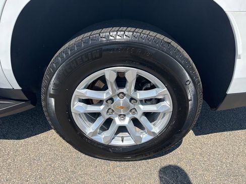 Used 2025 Chevrolet Tahoe LT AWD/4WD image 36