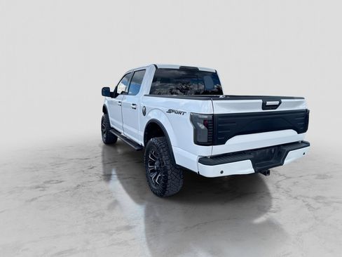 Used 2016 Ford F150 XLT w/ Equipment Group 302A Luxury AWD/4WD image 4