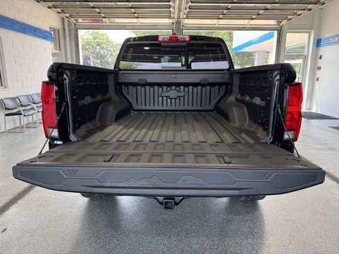 New 2025 Chevrolet Colorado ZR2 w/ Technology Package image 12