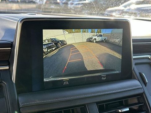 Used 2024 Chevrolet Tahoe LT image 14