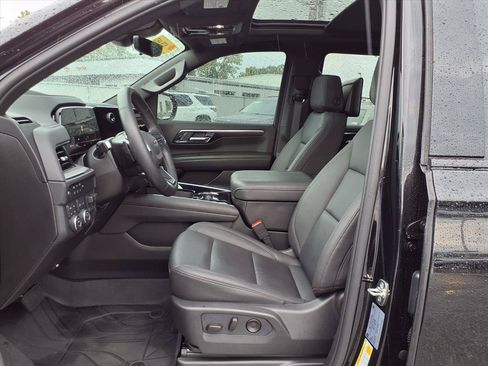 Used 2026 Chevrolet Tahoe Z71 w/ Z71 Off-Road Package AWD/4WD image 11
