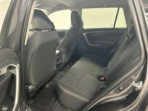 Used 2023 Toyota RAV4 LE AWD/4WD image 19