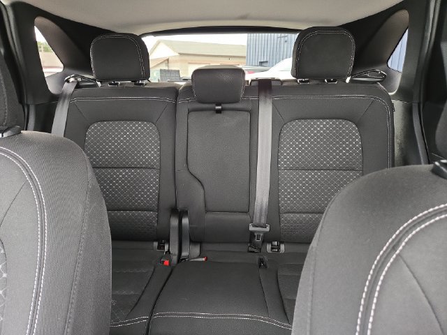 Used 2025 Ford Escape Active AWD/4WD image 30