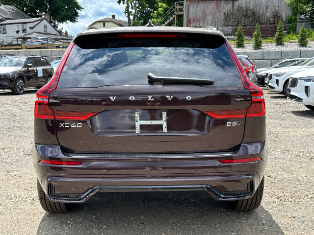 Used 2026 Volvo XC60 B5 Plus w/ Protection Package Premier AWD/4WD image 3