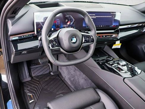 New 2027 BMW 530i xDrive w/ Premium Package AWD/4WD image 10