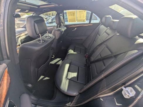 Used 2013 Mercedes-Benz E 400 Sport Sedan image 25