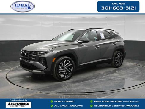 Certified 2025 Hyundai Tucson Limited AWD/4WD image 1