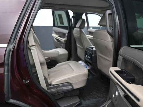 Used 2021 Ford Expedition Limited AWD/4WD image 19