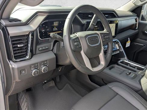 New 2026 GMC Sierra 2500 Denali w/ Denali Reserve Package image 3