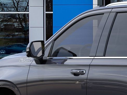 New 2026 Chevrolet Tahoe High Country w/ Sun And Tow Package image 36