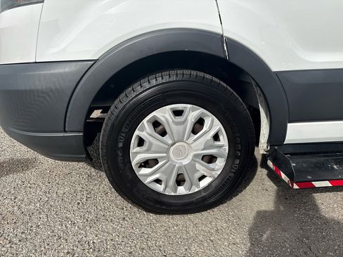 Used 2017 Ford Transit 350 XL image 21