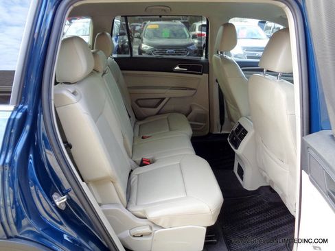 Used 2018 Volkswagen Atlas SE image 25