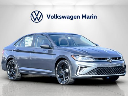 New 2026 Volkswagen Jetta SE image 7