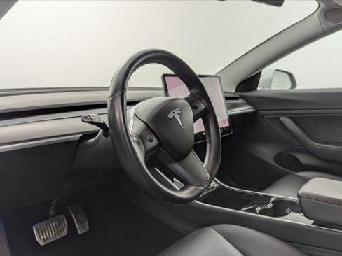 Used 2018 Tesla Model 3 Long Range RWD image 22
