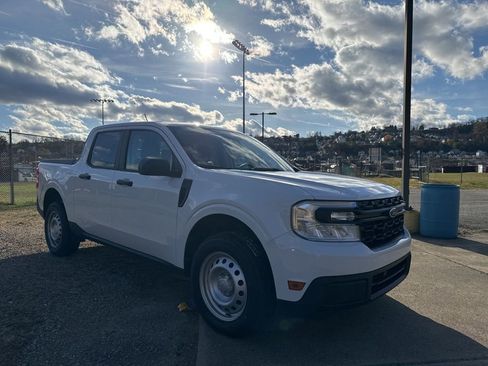 Used 2022 Ford Maverick XL image 9