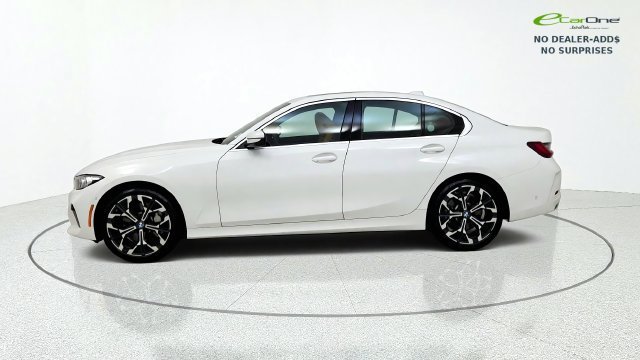 Used 2025 BMW 330i xDrive Sedan AWD/4WD image 5