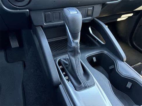 Used 2022 Nissan Frontier SV image 33