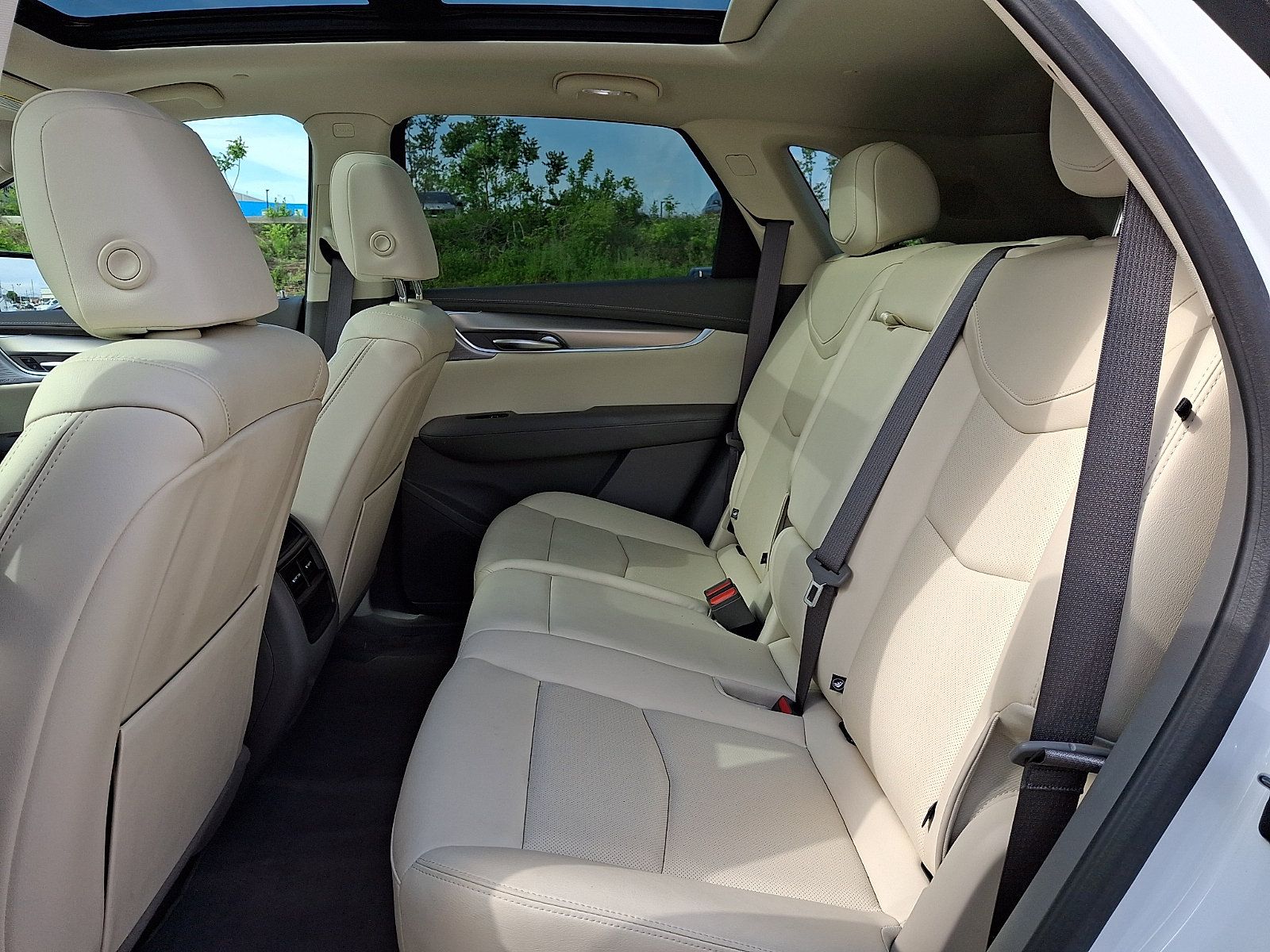 Used 2024 Cadillac XT5 Premium Luxury AWD/4WD image 10
