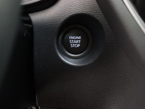 Certified 2026 Toyota Corolla Cross LE FWD image 17