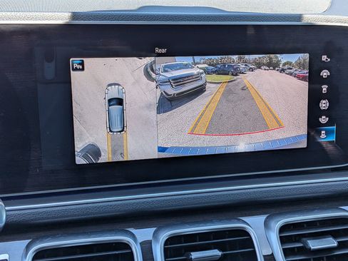 Used 2021 Mercedes-Benz GLE 350 image 35