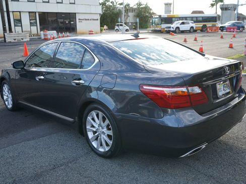 Used 2011 Lexus LS 460 RWD image 22