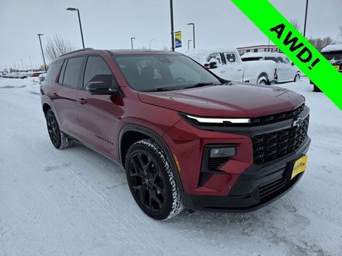 Used 2024 Chevrolet Traverse RS image 5