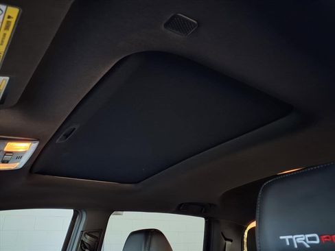 Certified 2020 Toyota Tacoma TRD Pro image 18