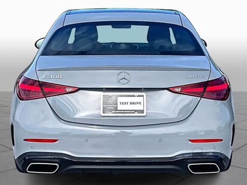 Used 2025 Mercedes-Benz C 300 4MATIC Sedan image 4