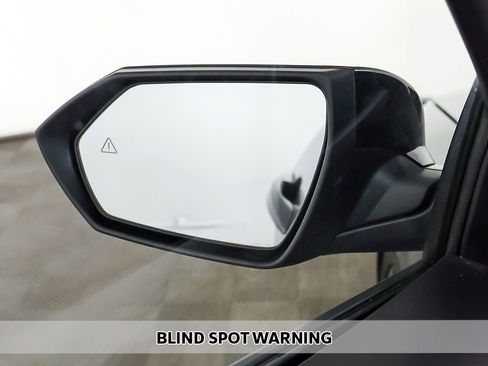 Used 2025 Hyundai Elantra Sport FWD image 4