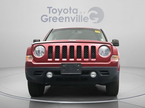 Used 2015 Jeep Patriot High Altitude AWD/4WD image 23