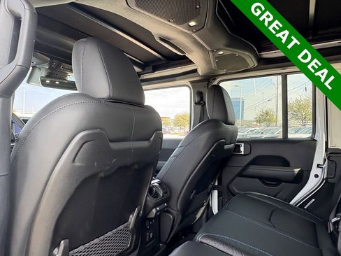Used 2024 Jeep Wrangler High Altitude image 40