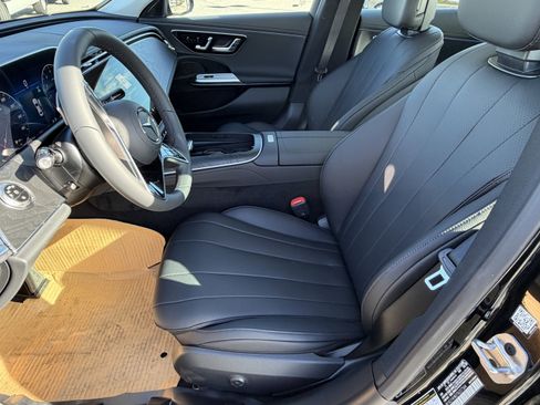 New 2026 Mercedes-Benz E 350 4MATIC Sedan image 18