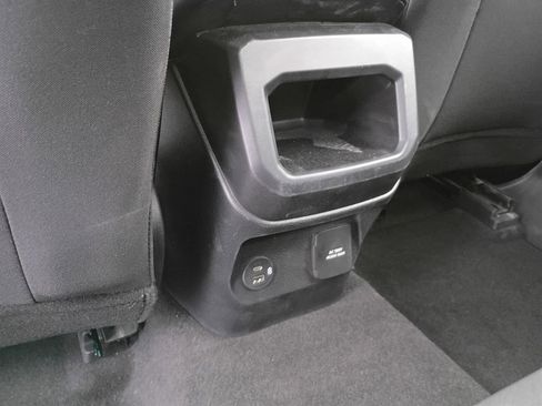 Used 2024 Ford Ranger XLT w/ Equipment Group 301A High image 9