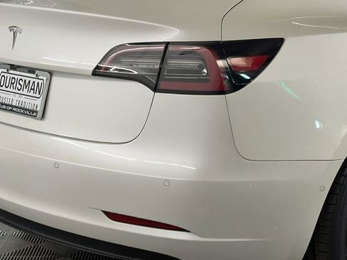 Used 2022 Tesla Model Y Performance image 6