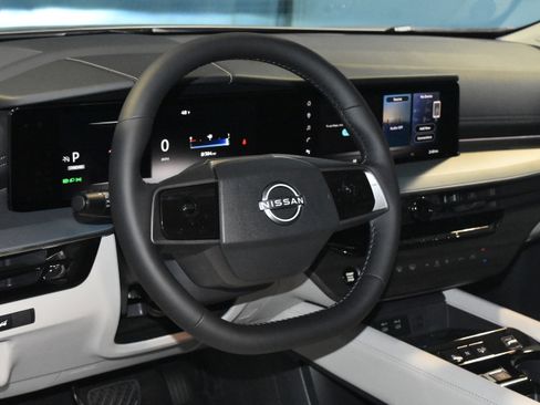 New 2026 Nissan Murano SL image 2