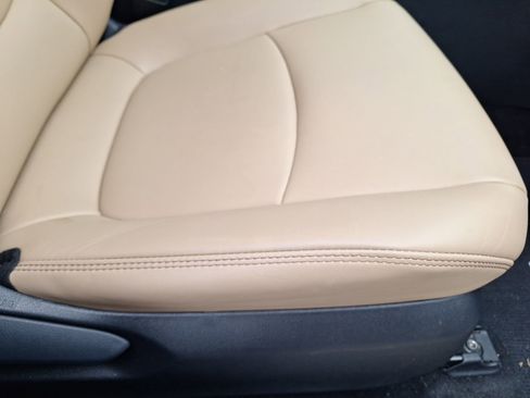 Used 2024 Toyota RAV4 XLE Premium image 36