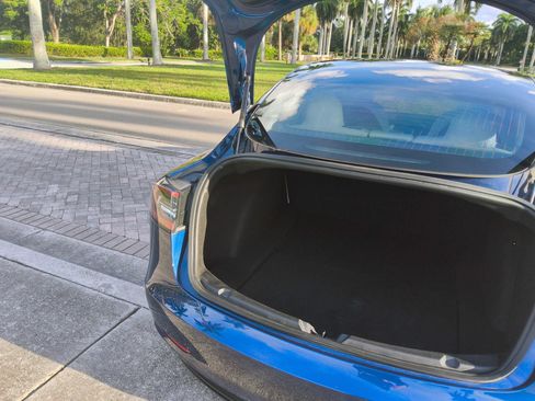 Used 2019 Tesla Model 3 RWD image 44