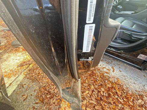 Used 2025 Buick Envista Sport Touring image 10