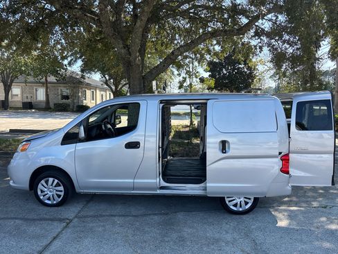 Used 2020 Nissan NV200 SV image 28