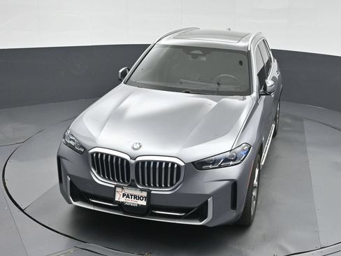 Used 2025 BMW X5 xDrive40i AWD/4WD image 34